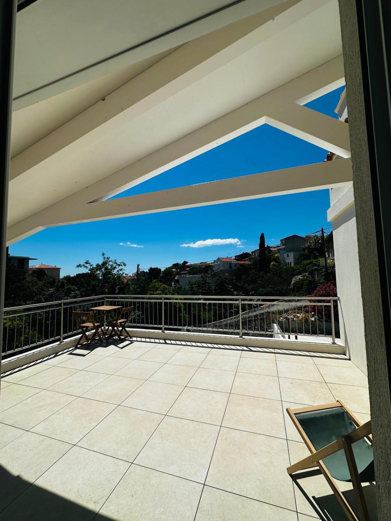 Les Luxueuses Terrasses Du Roucas
