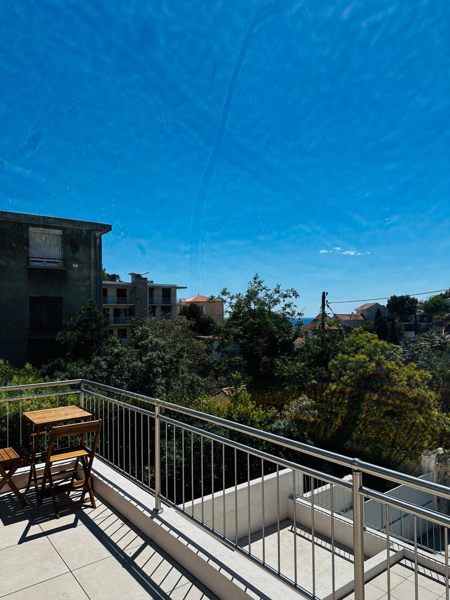 Les Luxueuses Terrasses Du Roucas Villa *